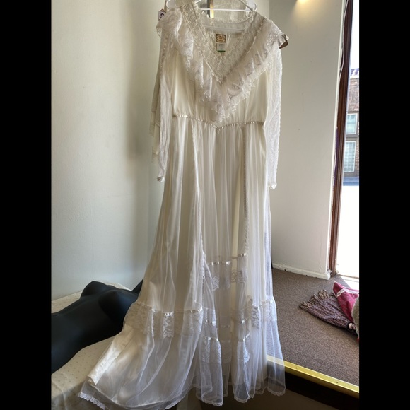 Gunne Sax - Picture 2 of 5